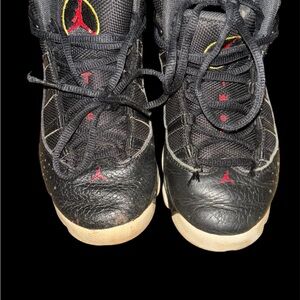 Jordan 6 rings kids sz 2y
